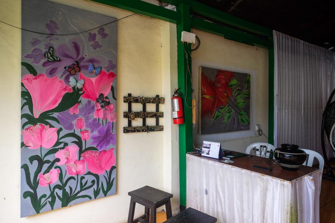 Reddoorz At Paris Ocean Hotel Bãi biển Bãi biển Parangtritis Ngoại thất bức ảnh